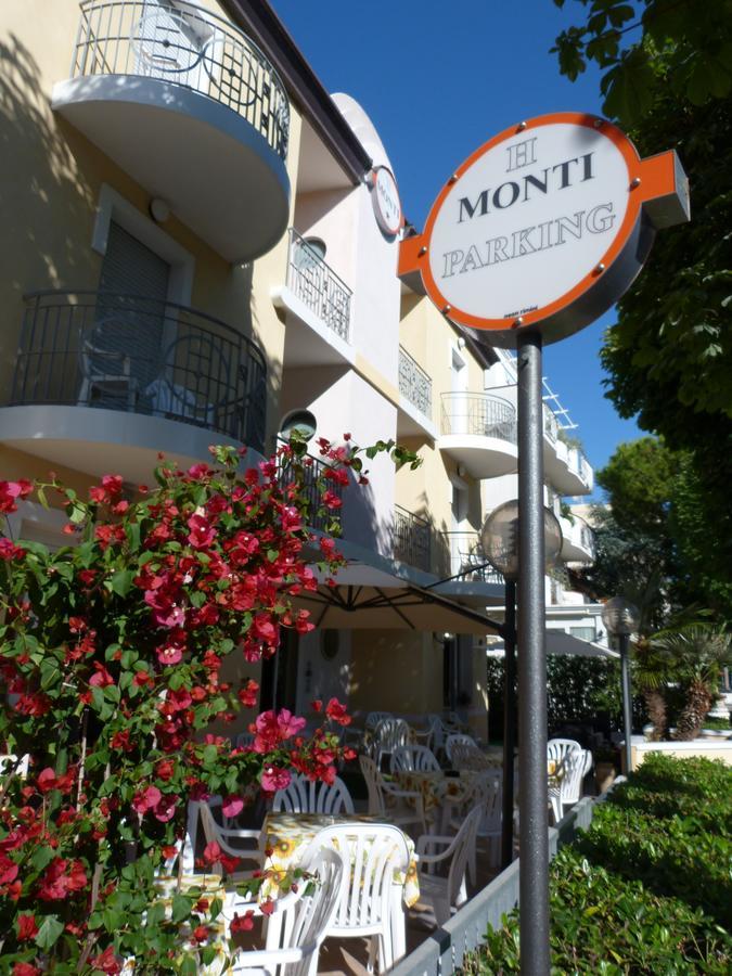 Hotel Monti Riccione Esterno foto